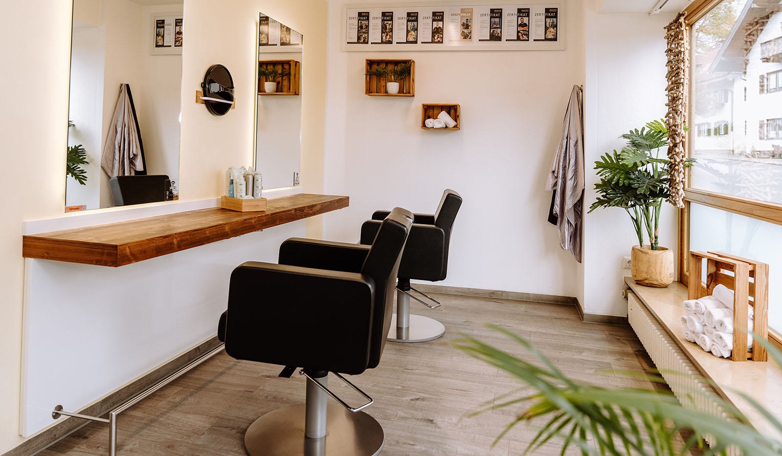 Friseur Salon Julia, Uffing am Staffelsee, Kundenplatz